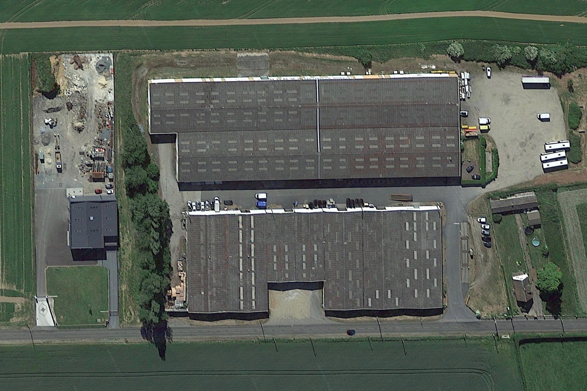 Entrepôt vendu à Mesnil-Raoul